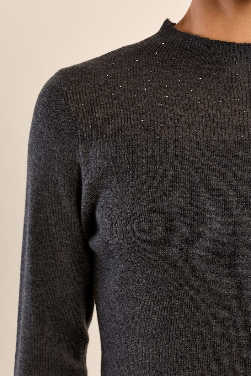 Jersey de mujer gris oscuro de Molly Bracken, detalle del tejido